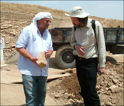 Image of Dr. Robert Schoch speaking with Dr. Klaus Schmidt at 
					Göbekli Tepe in 2010